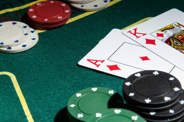 Live Ceme Online dealer streaming with card tables